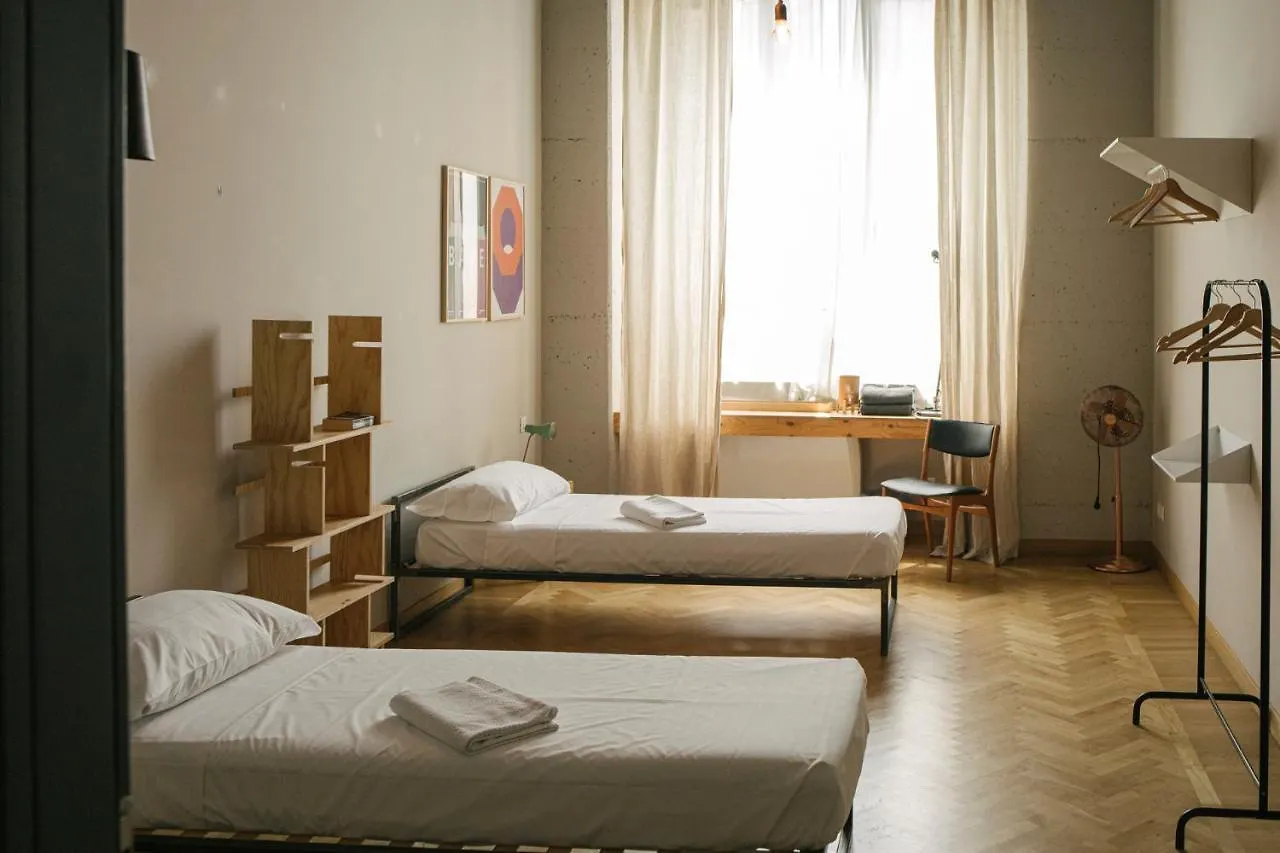 Hostel Casabase Milán